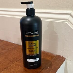 NWT TRESemme Lamelle Conditioner  Conditioner
